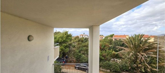 3 Schlafzimmer Wohnung in Valledoria, Italy, Nr. 377970 13