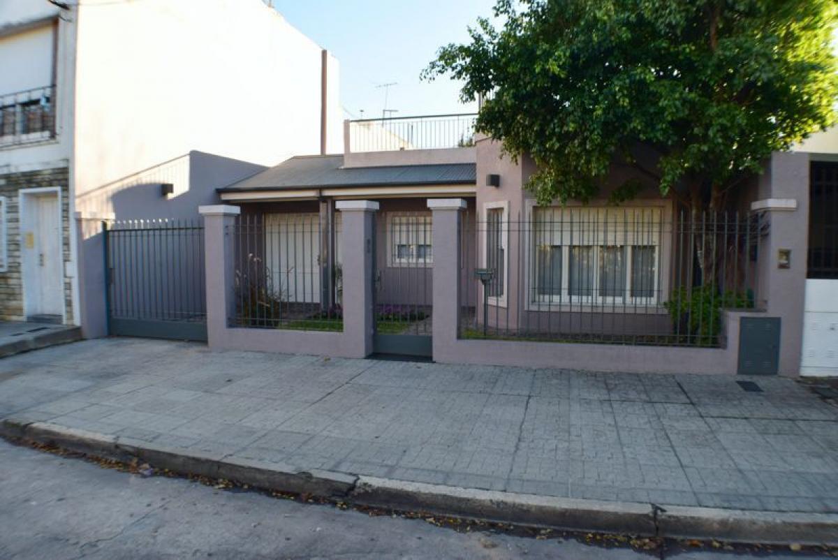 4 Schlafzimmer Haus in Bermudez, Argentina, Nr. 9689
