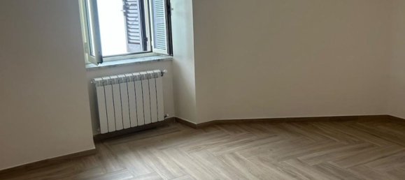 4 bedrooms Apartment in Ferentino, Italy No. 316634 3