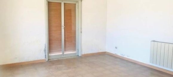 6 rooms Apartment in Mascali, Italy No. 182771 4