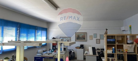 4-Zimmer Büro in Reggio Emilia, Italy, Nr. 119372 9