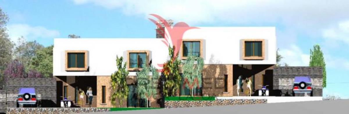  Land in Lagos, Portugal No. 8718