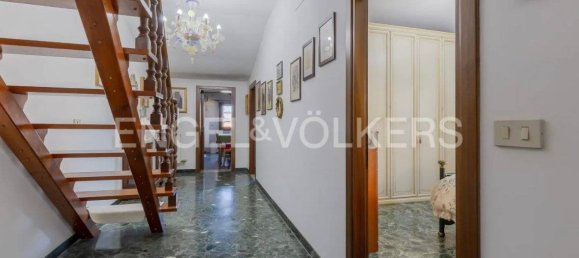 2 bedrooms Apartment in Venice, Italy No. 126136 6