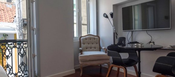 180m² Building in Lisbon, Portugal No. 89365 2