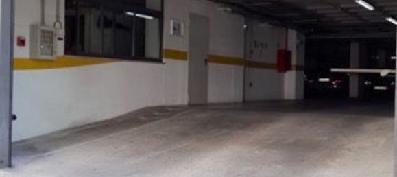 180m² Building in Lisbon, Portugal No. 89365 21