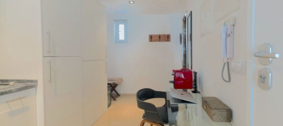 180m² Building in Lisbon, Portugal No. 89365 23