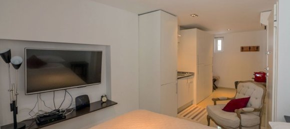 180m² Building in Lisbon, Portugal No. 89365 27