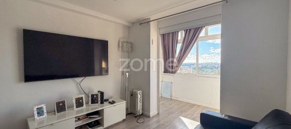 3 bedrooms Apartment in Amadora, Portugal No. 184611 22