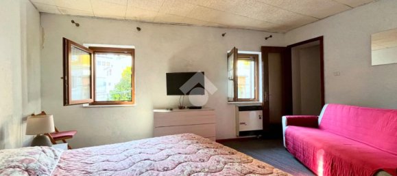 Casa de 2 dormitorios en Gorizia, Italy No. 329406 2