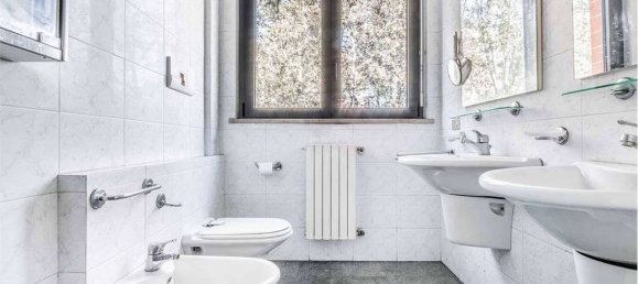 3 Schlafzimmer Haus in Milan, Italy, Nr. 332126 18