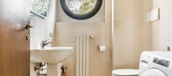 3 Schlafzimmer Haus in Milan, Italy, Nr. 332126 8