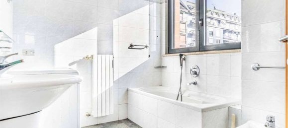 3 Schlafzimmer Haus in Milan, Italy, Nr. 332126 47