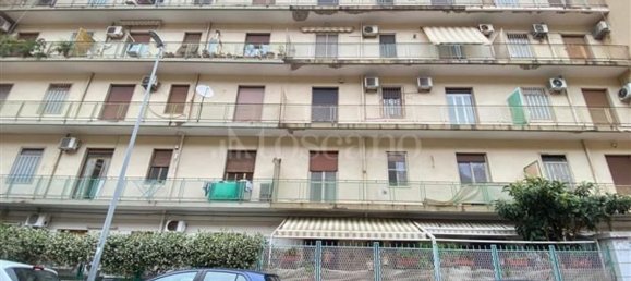 7 rooms Apartment in Messina, Italy No. 74760 4