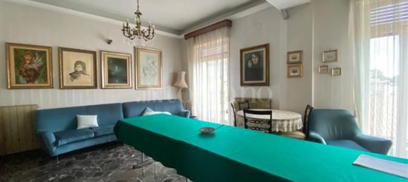 7 rooms Apartment in Messina, Italy No. 74760 12