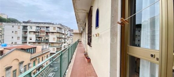 7 rooms Apartment in Messina, Italy No. 74760 50