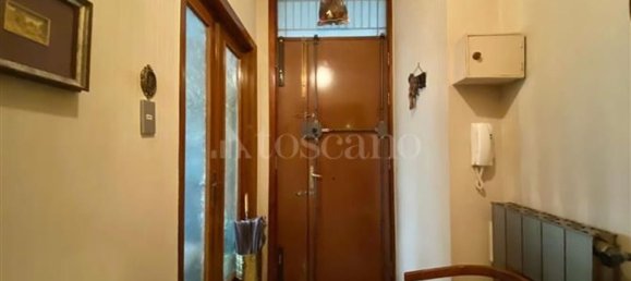 7 rooms Apartment in Messina, Italy No. 74760 10