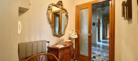 7 rooms Apartment in Messina, Italy No. 74760 11