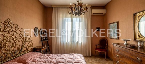 2 Schlafzimmer Wohnung in Verona, Italy, Nr. 128371 14