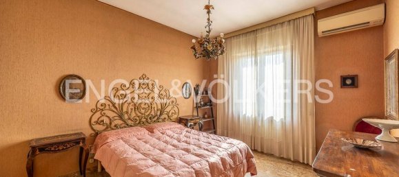 2 Schlafzimmer Wohnung in Verona, Italy, Nr. 128371 13