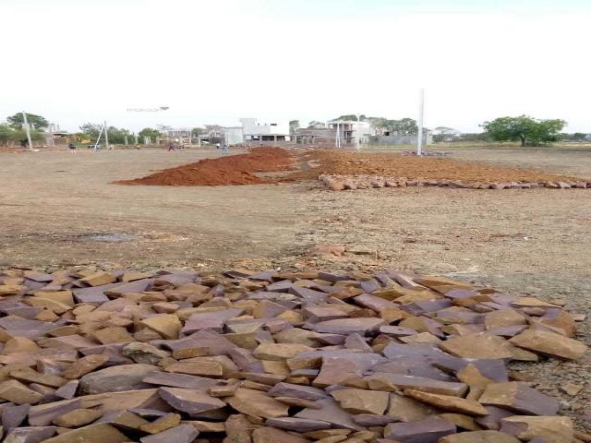  Land in Bhopal, India No. 36753