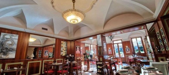 Gebäude in Stresa, Italy 730m², Nr. 214103 9