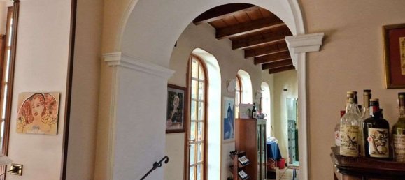 Gebäude in Stresa, Italy 730m², Nr. 214103 33