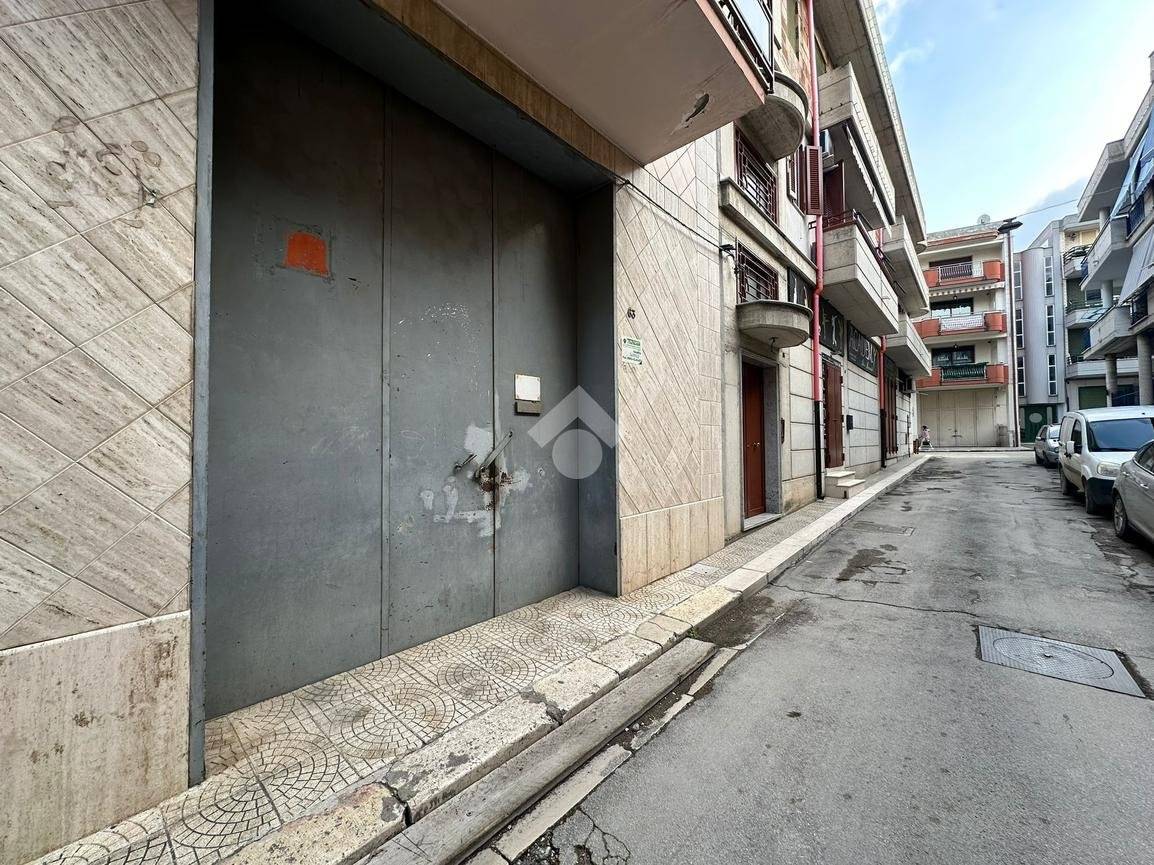 Garagem em Cerignola, Italy 90 m² N.º 165360