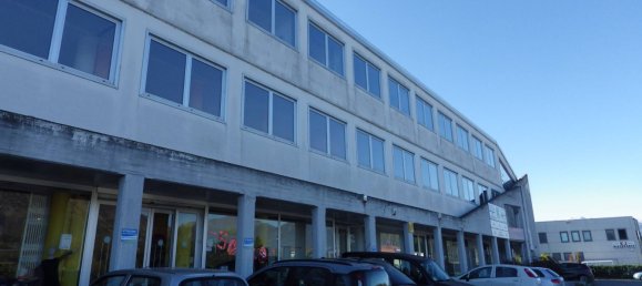 Офис с 1 комнатой в Роста, Италия № 144300 10