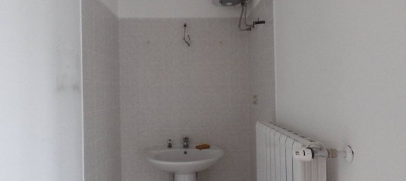 Офис с 1 комнатой в Роста, Италия № 144300 5