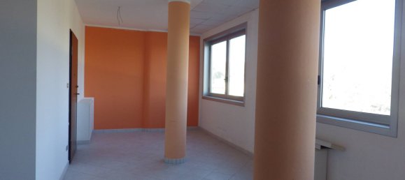 Офис с 1 комнатой в Роста, Италия № 144300 3