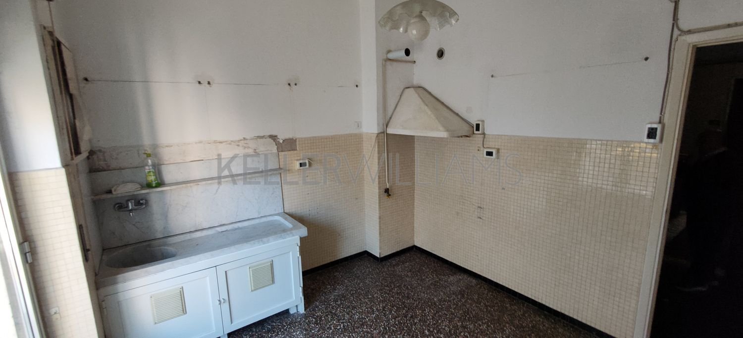 2 rooms Apartment in Genoa, Italy No. 278116