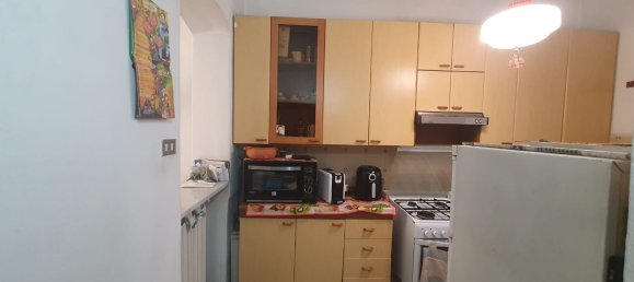 3 rooms Apartment in La Spezia, Italy No. 101347 5