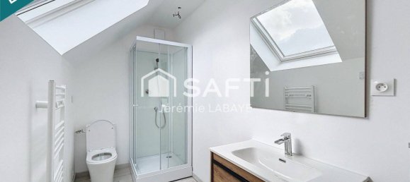 4 bedrooms House in Le Pont-Chretien-Chabenet, France No. 233696 6