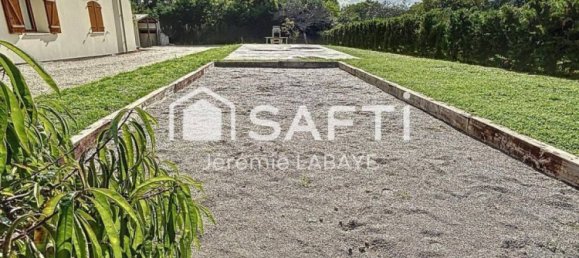 4 bedrooms House in Le Pont-Chretien-Chabenet, France No. 233696 9