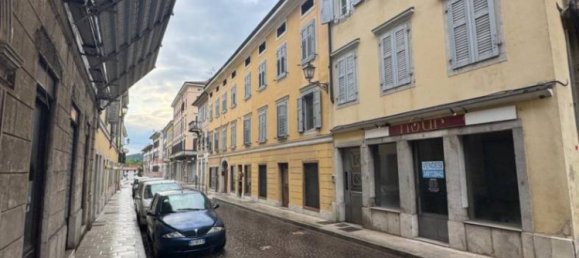 40m² Commercial property in Gorizia, Italy No. 311739 2