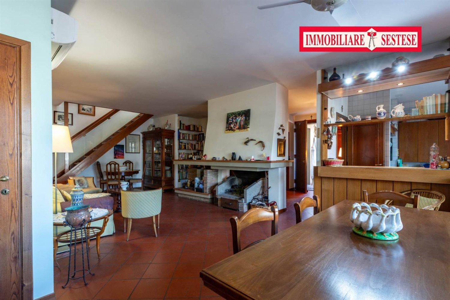 5 bedrooms Apartment in Sesto Fiorentino, Italy No. 361817