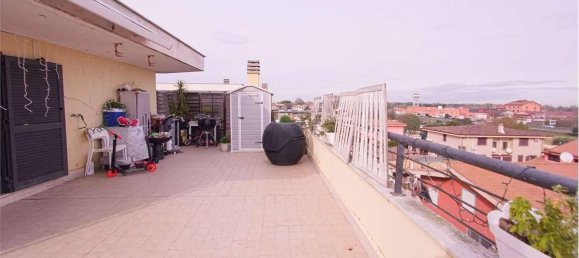 4 rooms Penthouse in Fiumicino, Italy No. 37610 21