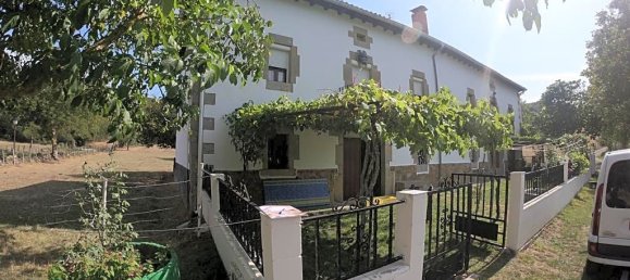 5 bedrooms House in Valle de Mena, Spain No. 72888 2