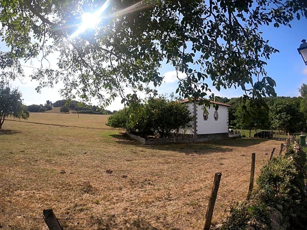 5 bedrooms House in Valle de Mena, Spain No. 72888