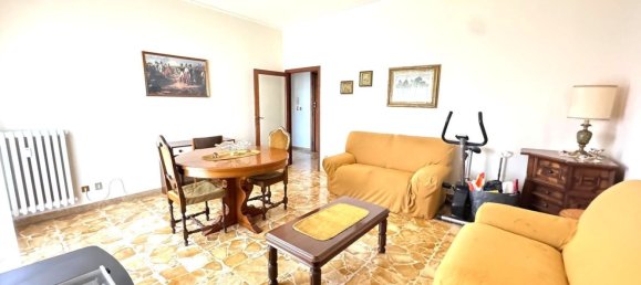 3غرفة شقة في Arezzo, Italy رقم 281590 2