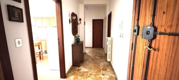 3غرفة شقة في Arezzo, Italy رقم 281590 14
