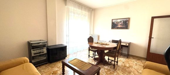 3غرفة شقة في Arezzo, Italy رقم 281590 4