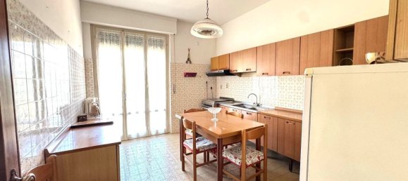 3غرفة شقة في Arezzo, Italy رقم 281590 7