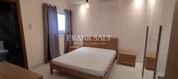 Квартира с 2 спальнями в Сан-Пауль-иль-Бахар, Мальта № 3089 4