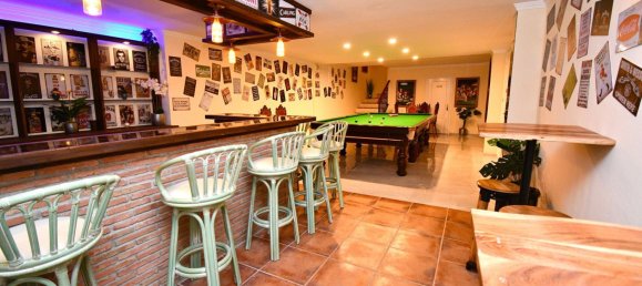 9 bedrooms Villa in Mijas, Spain No. 138819 12