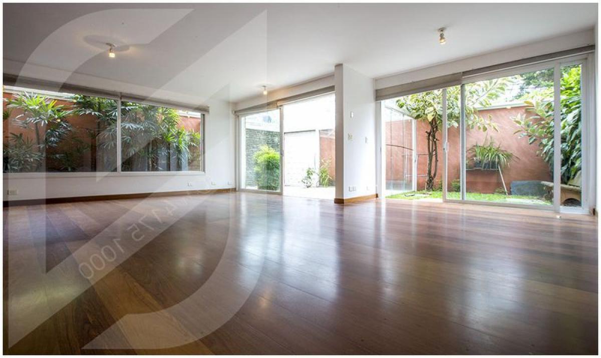 5 bedrooms House in Sao Paulo, Brazil No. 490272