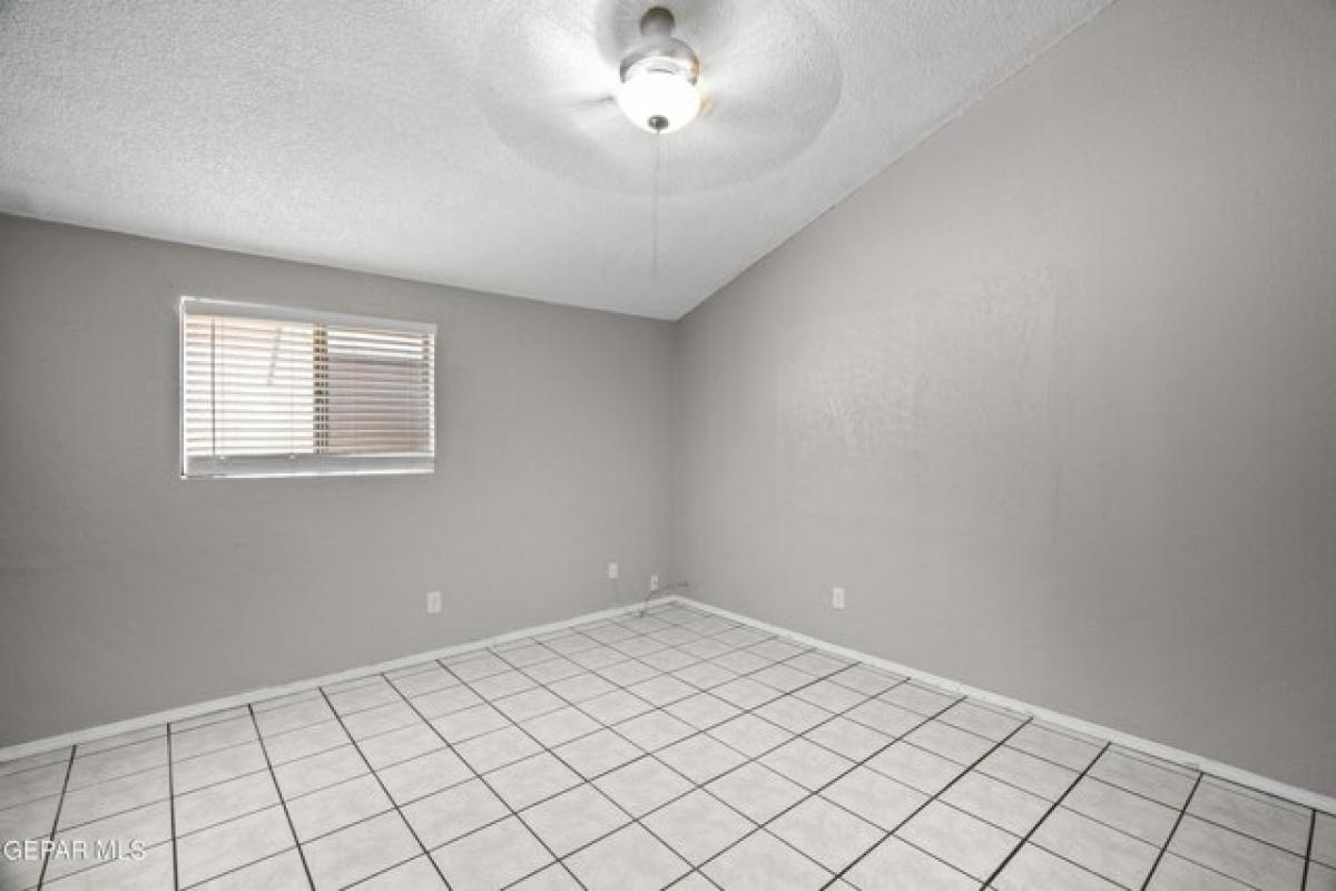 Casa de 5 dormitorios en El Paso, USA No. 385381