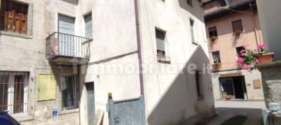 6 bedrooms House in Lamon, Italy No. 299680 3