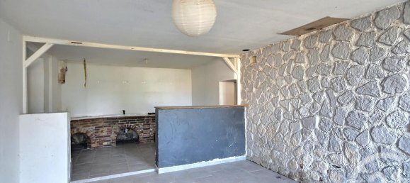 3 bedrooms Townhouse in Esternay, France No. 79769 2