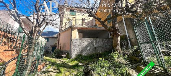 4-Zimmer Haus in Genoa, Italy, Nr. 144415 2